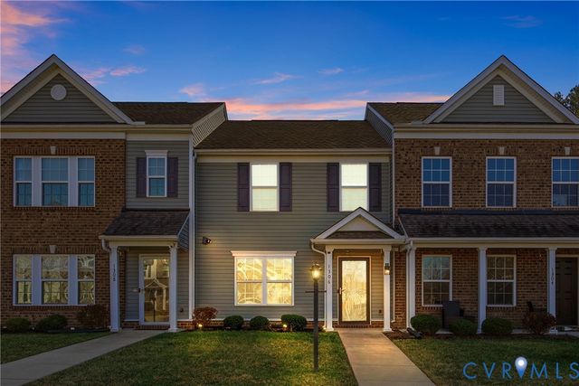1306 Stone Ridge Park Loop, Henrico, VA 23228