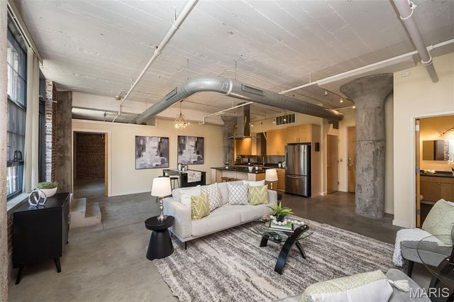 1611 Locust Street 406, St Louis, MO 63103
