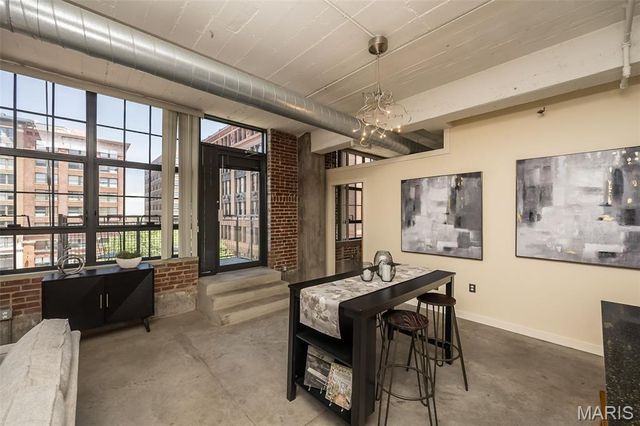 1611 Locust Street 406, St Louis, MO 63103