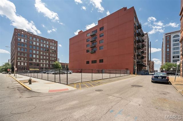 1611 Locust Street 406, St Louis, MO 63103
