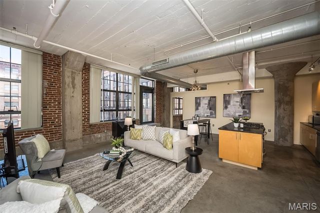 1611 Locust Street 406, St Louis, MO 63103