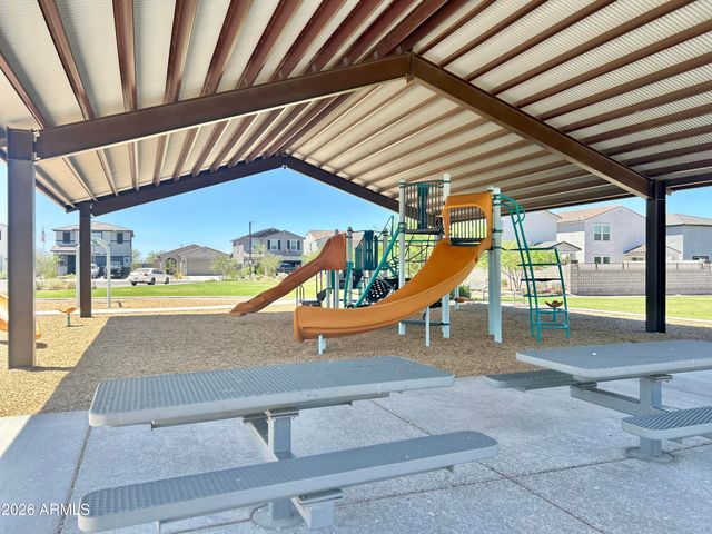 17307 W Villa Chula Lane, Surprise, AZ 85387