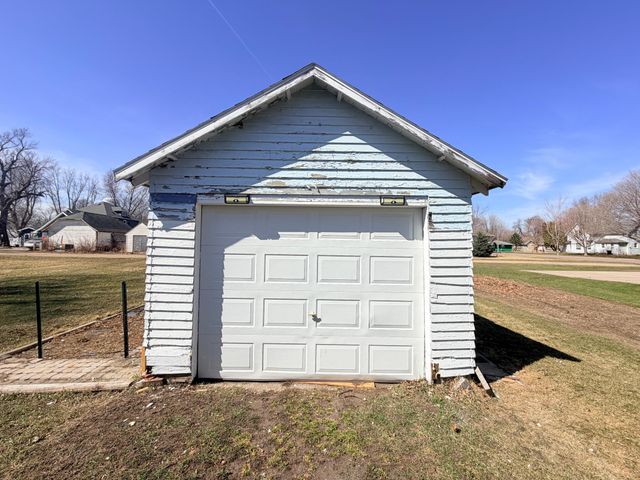 536 Cedar Avenue, Westbrook, MN 56183