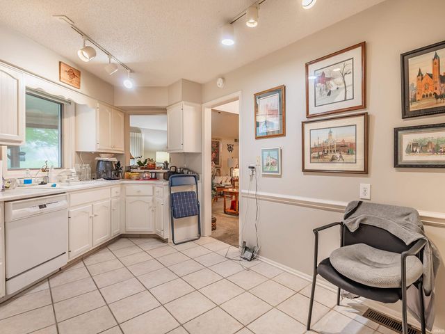 3104 Dockshire Lane, Fort Wayne, IN 46804