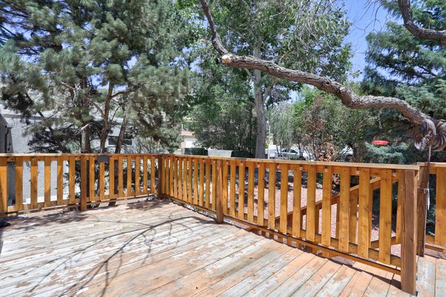 14000 Villa Sandia Place NE, Albuquerque, NM 87112