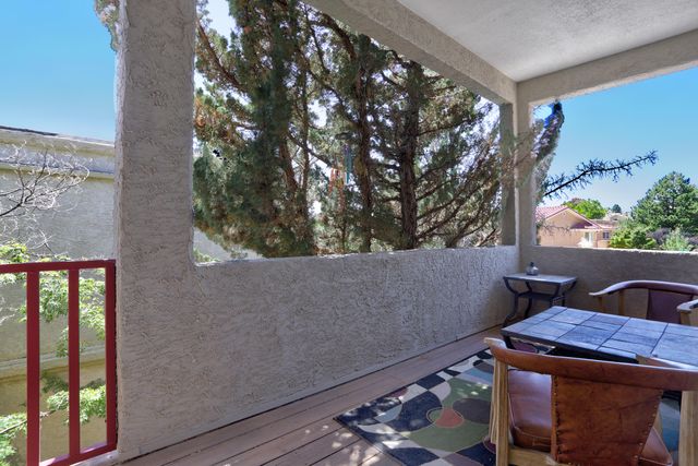 14000 Villa Sandia Place NE, Albuquerque, NM 87112