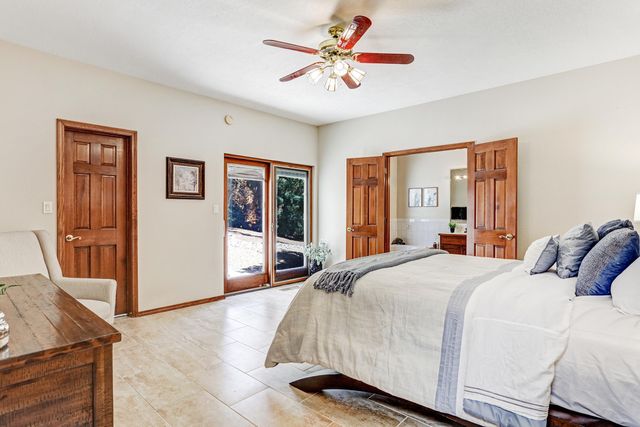 14000 Villa Sandia Place NE, Albuquerque, NM 87112
