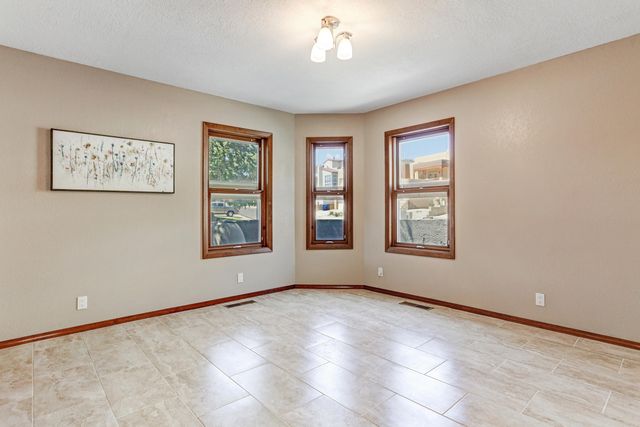 14000 Villa Sandia Place NE, Albuquerque, NM 87112