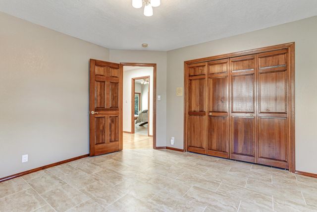 14000 Villa Sandia Place NE, Albuquerque, NM 87112