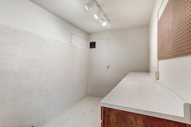 14000 Villa Sandia Place NE, Albuquerque, NM 87112