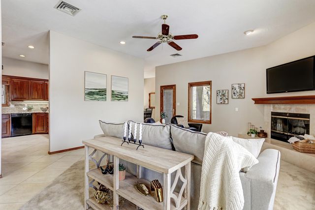 14000 Villa Sandia Place NE, Albuquerque, NM 87112