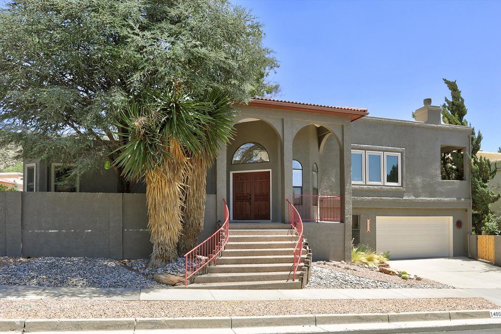 14000 Villa Sandia Place NE, Albuquerque, NM 87112