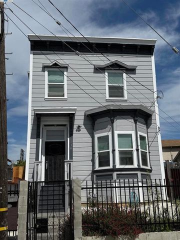 1130 E 11Th St, Oakland, CA 94606