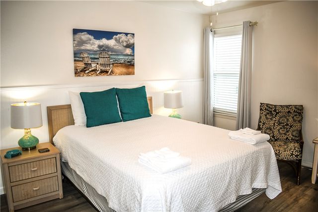 15005 Windward Dr 214, Corpus Christi, TX 78418