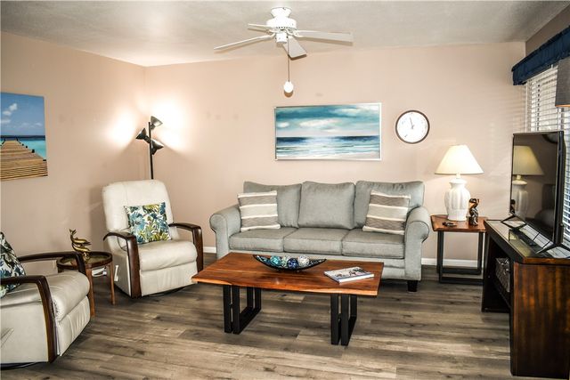 15005 Windward Dr 214, Corpus Christi, TX 78418