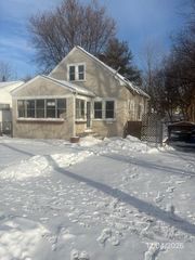 1116 Hall Avenue, West Saint Paul, MN 55118