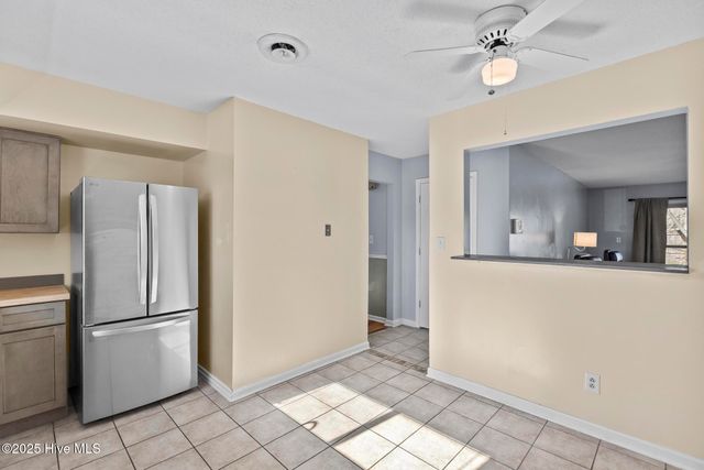 201 N Willow Lane, Jacksonville, NC 28546