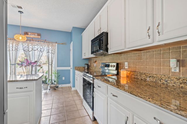 20 Deacon Dr., Pawleys Island, SC 29585