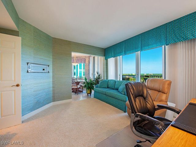 7425 Pelican Bay BLVD 1106, Naples, FL 34108