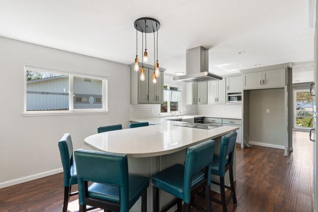 3158 Oxford Rd, Cameron Park, CA 95682