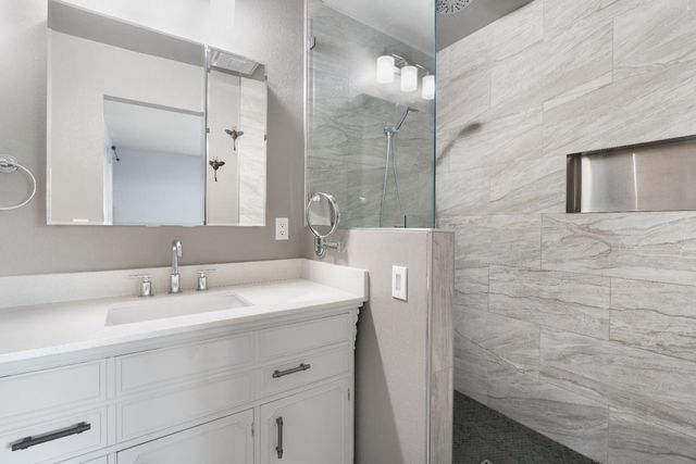 3158 Oxford Rd, Cameron Park, CA 95682