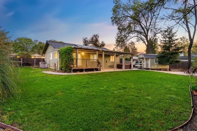 3158 Oxford Rd, Cameron Park, CA 95682