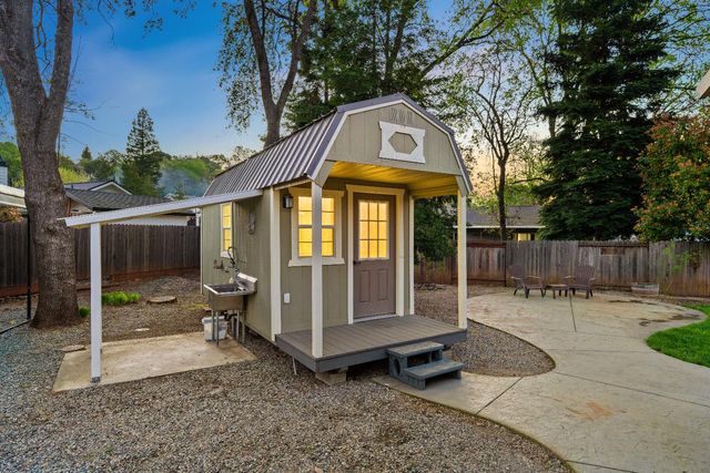 3158 Oxford Rd, Cameron Park, CA 95682