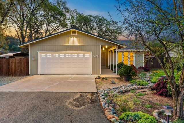 3158 Oxford Rd, Cameron Park, CA 95682