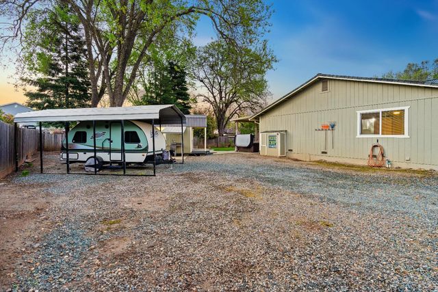 3158 Oxford Rd, Cameron Park, CA 95682