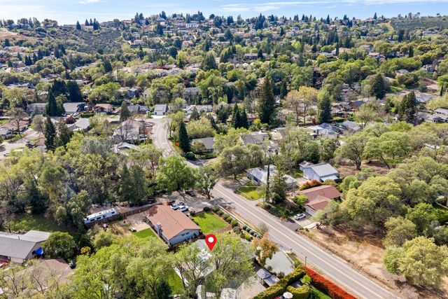 3158 Oxford Rd, Cameron Park, CA 95682