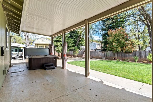 3158 Oxford Rd, Cameron Park, CA 95682