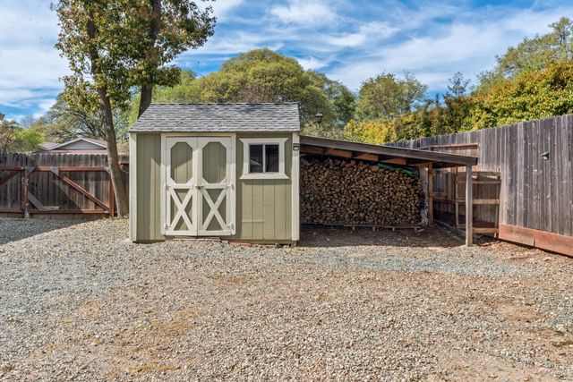 3158 Oxford Rd, Cameron Park, CA 95682