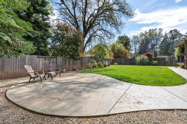 3158 Oxford Rd, Cameron Park, CA 95682