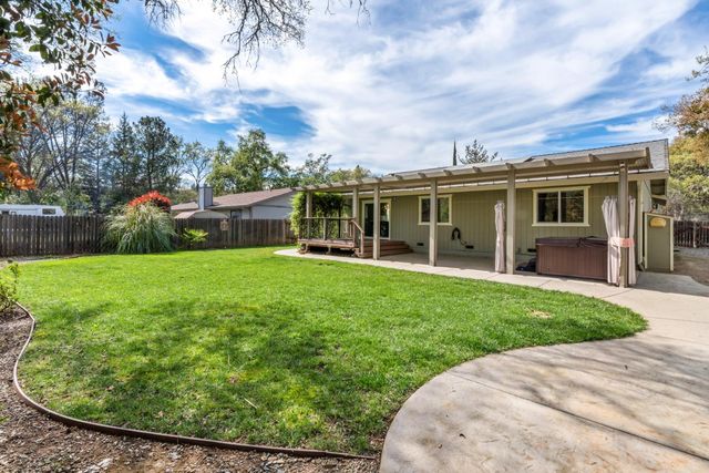 3158 Oxford Rd, Cameron Park, CA 95682