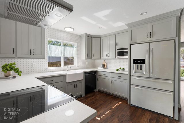 3158 Oxford Rd, Cameron Park, CA 95682