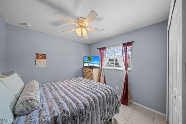 3308 32nd ST W, Lehigh Acres, FL 33971