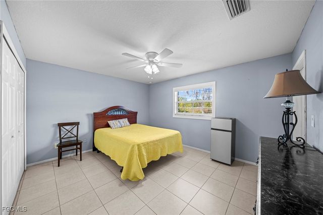 3308 32nd ST W, Lehigh Acres, FL 33971