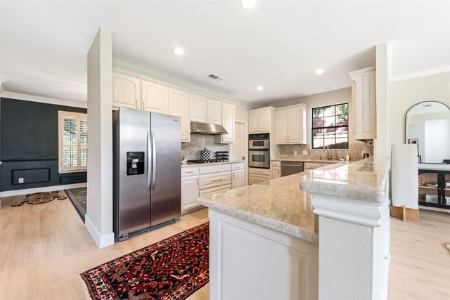 5501 Blazing Star Road, Frisco, TX 75036