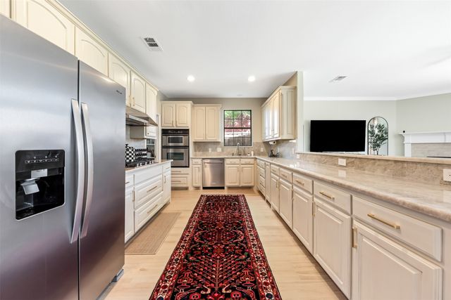 5501 Blazing Star Road, Frisco, TX 75036