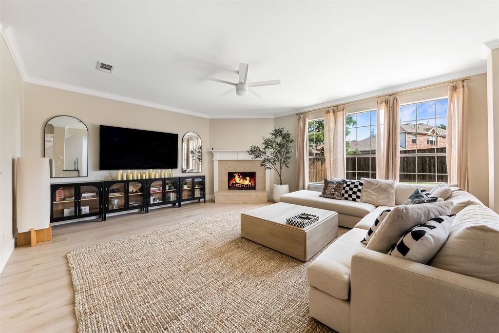5501 Blazing Star Road, Frisco, TX 75036