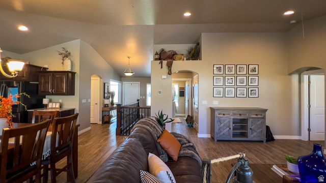 2072 N 275 E, North Ogden, UT 84414