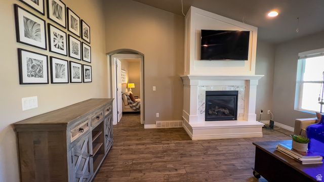 2072 N 275 E, North Ogden, UT 84414