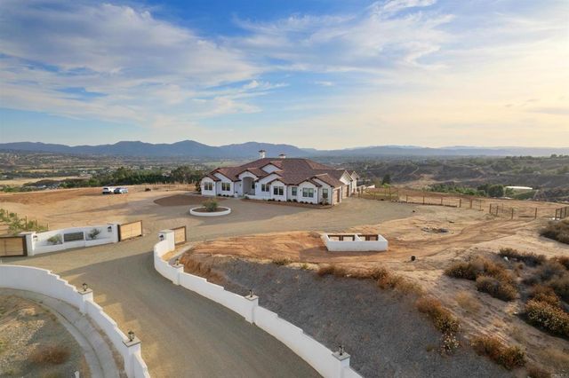 42144 Citrus Heights Road, Temecula, CA 92592