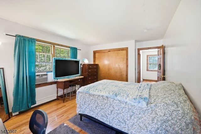 138 Overlook Dr, Montague Twp., NJ 07827