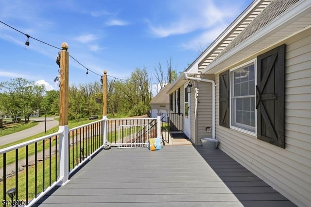 138 Overlook Dr, Montague Twp., NJ 07827