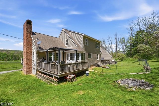 138 Overlook Dr, Montague Twp., NJ 07827