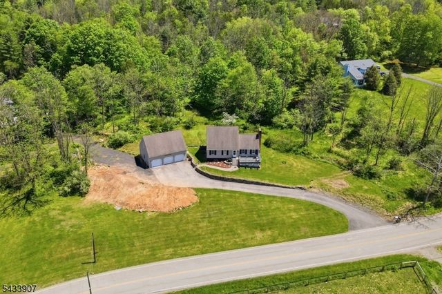 138 Overlook Dr, Montague Twp., NJ 07827