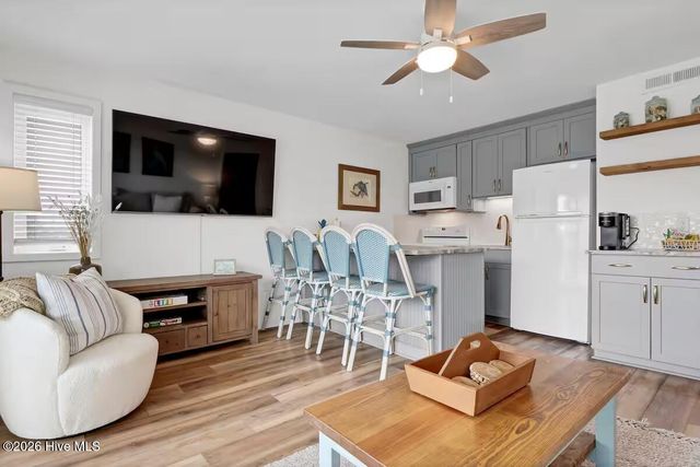 15 Nathan Street Unit 104, Wrightsville Beach, NC 28480