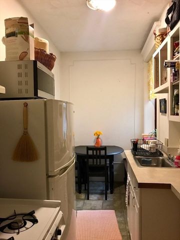 8 Garrison Street 512, Boston, MA 02116