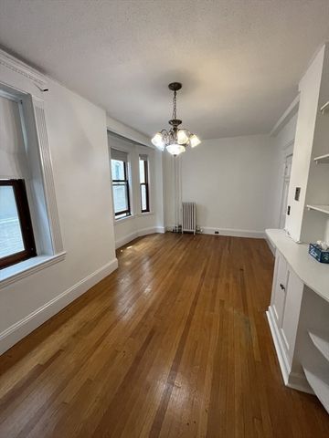 8 Garrison Street 512, Boston, MA 02116